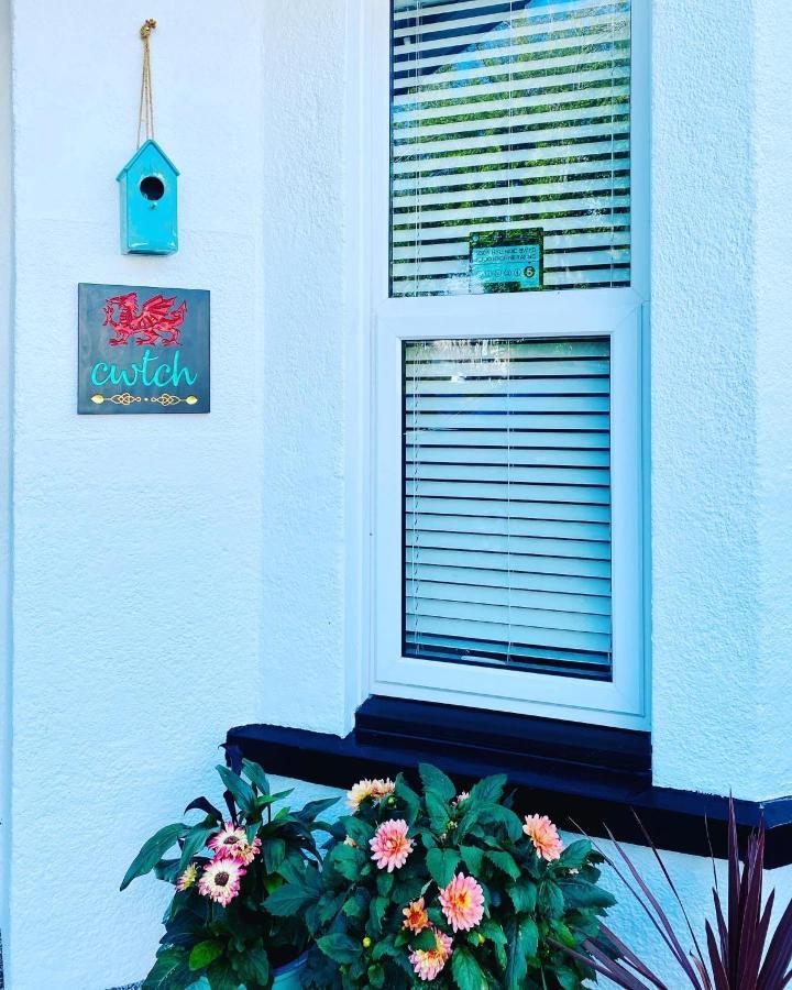 Cwtch Guesthouse Llandudno Exterior photo